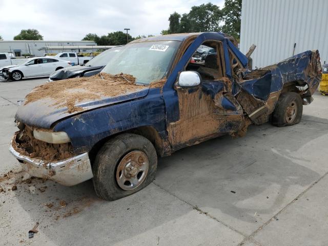 CHEVROLET SILVERADO 2000 with VIN 1GCEC19VXYZ317566 - Photo from auction