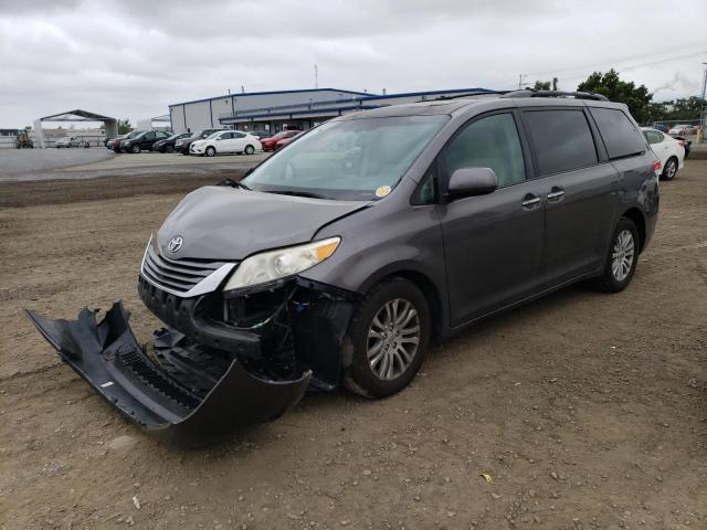 TOYOTA SIENNA XLE 2011 with VIN 5TDYK3DC7BS060120 - Photo from auction