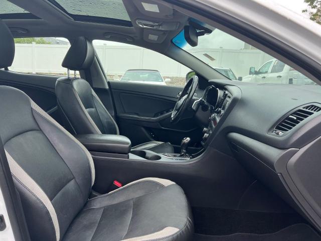 Photo 5 from auction – 2012 KIA OPTIMA SX with VIN 5XXGR4A61CG007962
