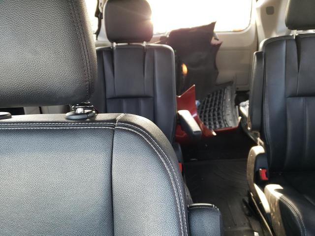 Photo 10 from auction – 2014 CHRYSLER TOWN & COU with VIN 2C4RC1CG2ER318258