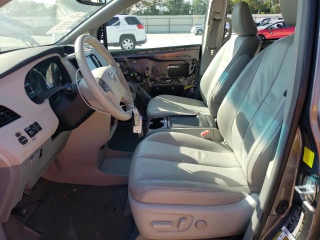 Photo 7 from auction – 2011 TOYOTA SIENNA XLE with VIN 5TDYK3DC4BS125974