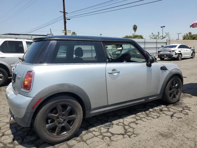 Photo 3 from auction – 2010 MINI COOPER with VIN WMWMF3C53ATZ27354