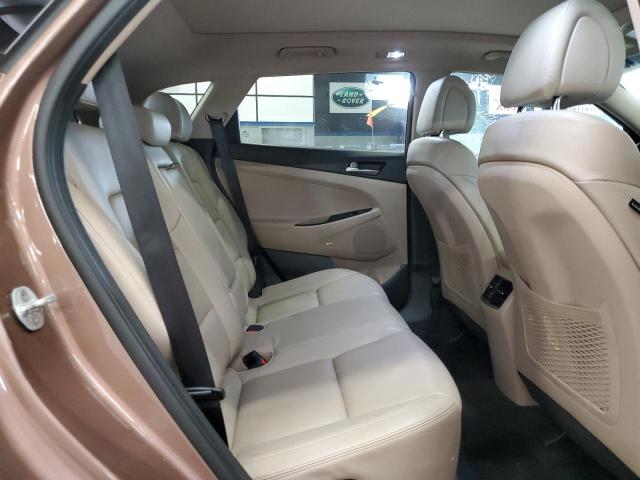 Photo 10 from auction – 2017 HYUNDAI TUCSON LIM with VIN KM8J3CA2XHU307611