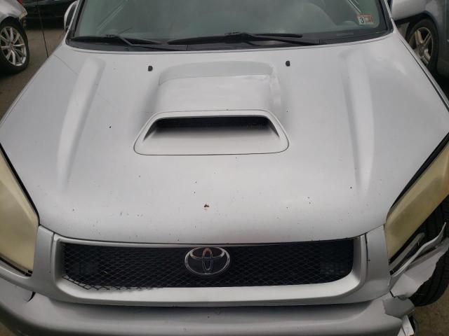 Photo 12 from auction – 2005 TOYOTA RAV4 with VIN JTEHD20VX50052852