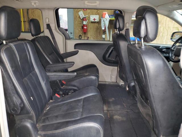 Photo 11 from auction – 2013 CHRYSLER TOWN & COU with VIN 2C4RC1BG9DR776024
