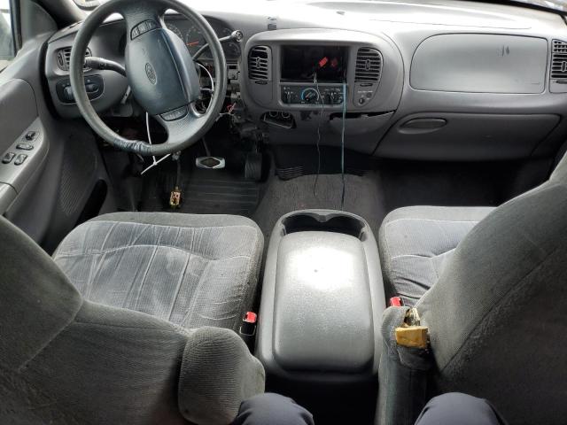 Photo 8 from auction – 2000 FORD F150 with VIN 1FTRX07L5YKA82522