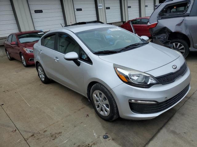 Foto 4 de la subasta – 2016 KIA RIO LX con VIN KNADM4A33G6670166