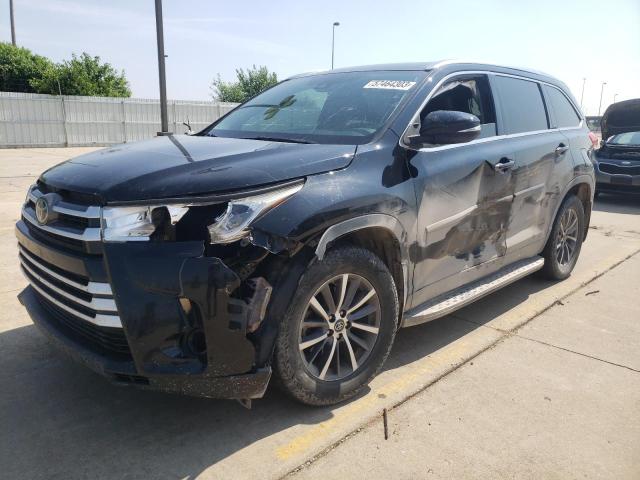 TOYOTA HIGHLANDER 2017 with VIN 5TDJZRFH8HS436843 - Photo from auction