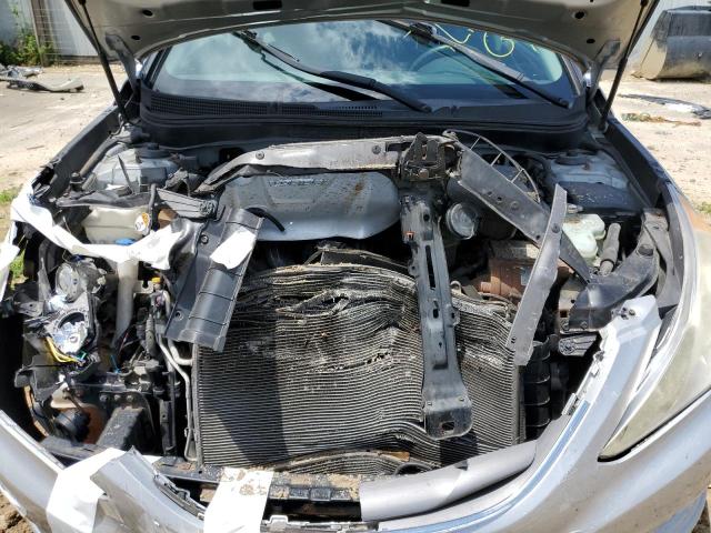 Photo 11 from auction – 2013 HYUNDAI SONATA HYB with VIN KMHEC4A44DA096202
