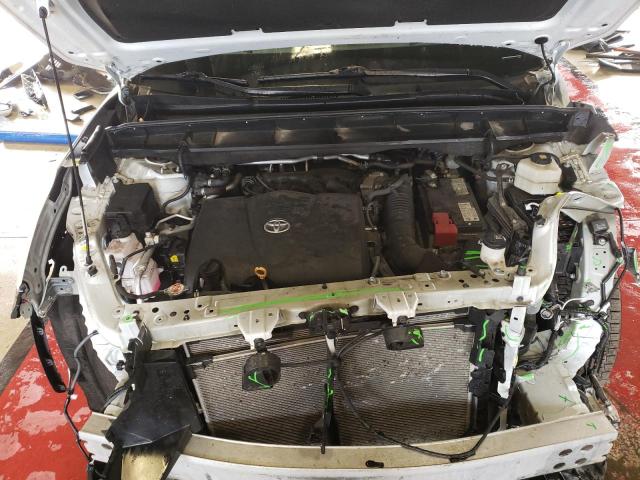 Photo 12 from auction – 2021 TOYOTA HIGHLANDER with VIN 5TDGZRBHXMS544570
