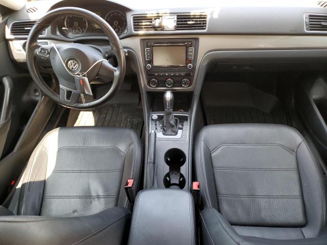 Photo 8 from auction – 2015 VOLKSWAGEN PASSAT S with VIN 1VWAT7A30FC112220