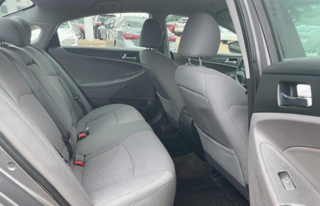 Photo 6 from auction – 2012 HYUNDAI SONATA SE with VIN 5NPEC4AC5CH492402