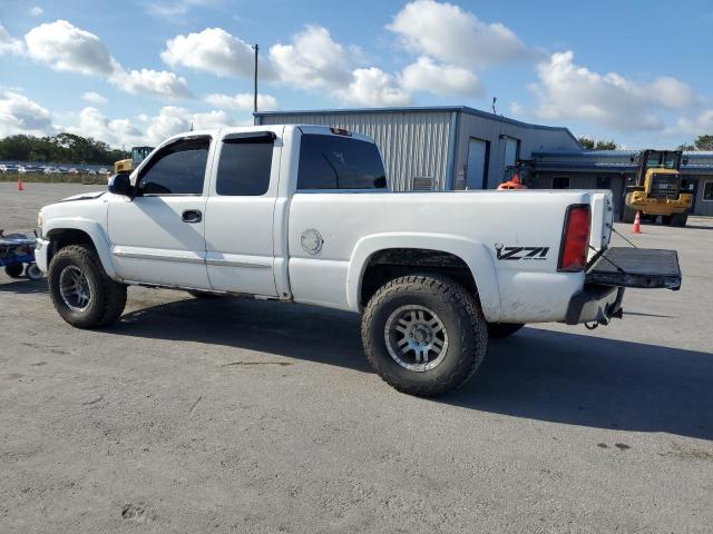 Photo 2 from auction – 2004 GMC NEW SIERRA with VIN 2GTEK19T941215664