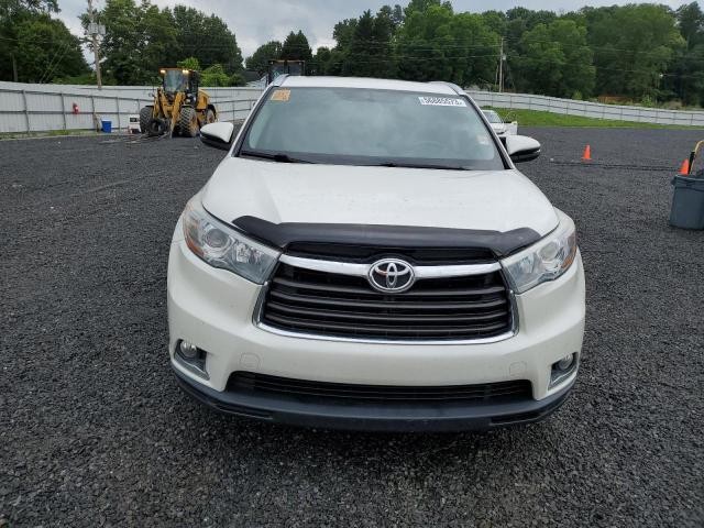 Photo 5 from auction – 2015 TOYOTA HIGHLANDER with VIN 5TDDKRFHXFS209474