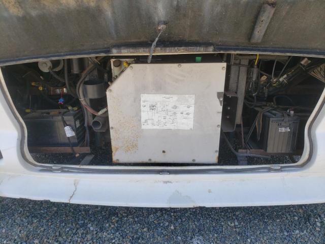 Photo 7 from auction – 2005 FREIGHTLINER CHASSIS X with VIN 4UZACHCY95CV62203