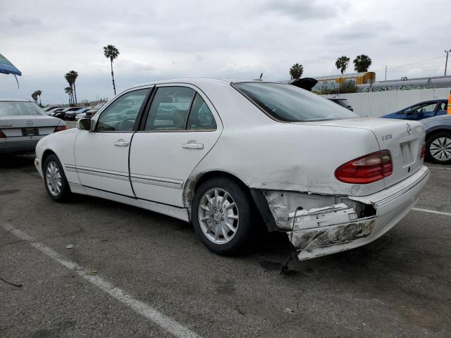 Photo 2 from auction – 2000 MERCEDES-BENZ E 320 with VIN WDBJF65J4YB123550