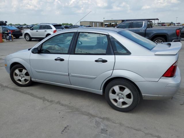 Photo 2 from auction – 2005 FORD FOCUS ZX4 with VIN 1FAFP34N25W253554