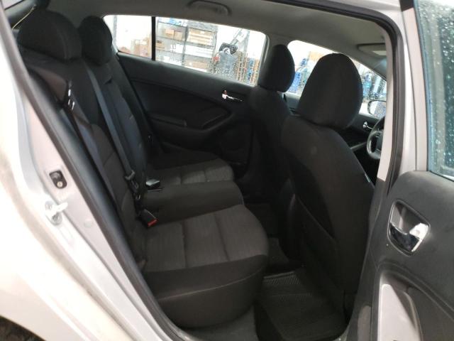 Photo 10 from auction – 2016 KIA FORTE LX with VIN KNAFK5A85G5607656