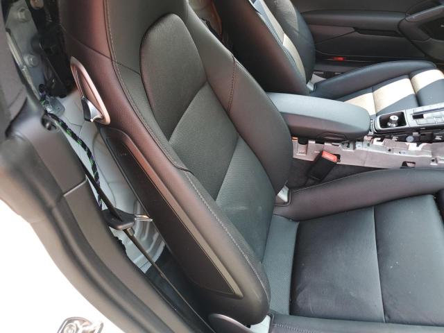 Photo 10 from auction – 2019 PORSCHE BOXSTER BA with VIN WP0CA2A89KS210629