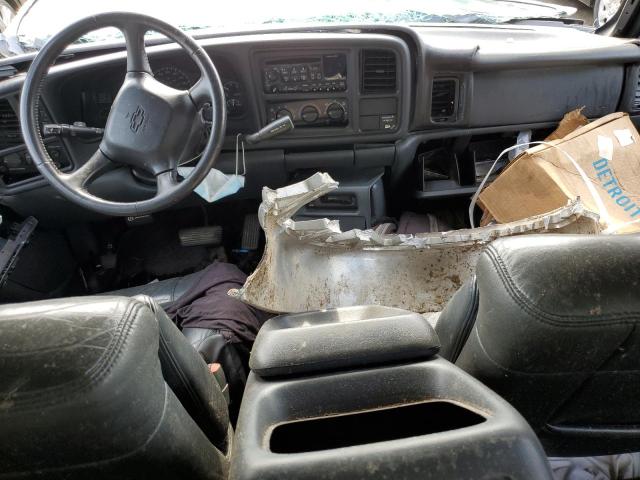 Photo 8 from auction – 2000 CHEVROLET SILVERADO with VIN 2GCEK19T4Y1231938
