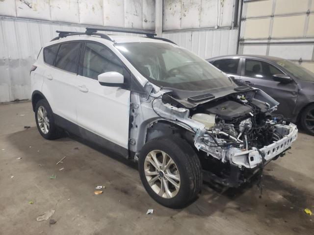 Photo 4 from auction – 2018 FORD ESCAPE SE with VIN 1FMCU9GD9JUD37853