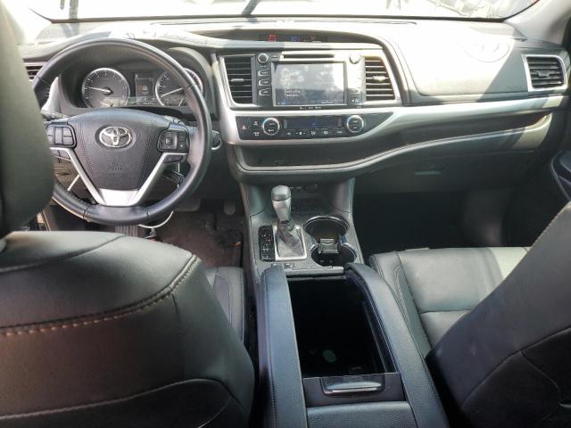 Photo 8 from auction – 2019 TOYOTA HIGHLANDER with VIN 5TDKZRFH0KS553666