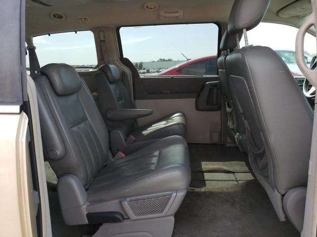Photo 11 from auction – 2010 CHRYSLER TOWN & COU with VIN 2A4RR5D10AR233889