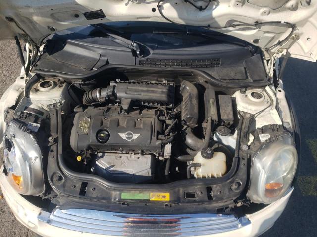 Photo 11 from auction – 2011 MINI COOPER with VIN WMWSU3C58BTX97120