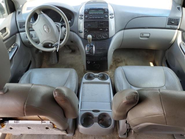 Photo 8 from auction – 2010 TOYOTA SIENNA CE with VIN 5TDKK4CC7AS316929