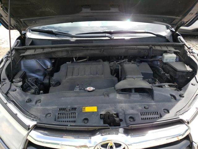Photo 11 from auction – 2016 TOYOTA HIGHLANDER with VIN 5TDBKRFH9GS291898