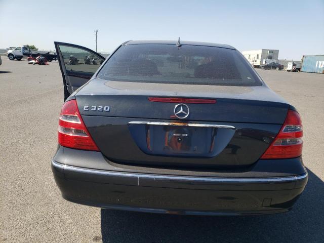 Photo 6 from auction – 2004 MERCEDES-BENZ E 320 with VIN WDBUF65J54A494178