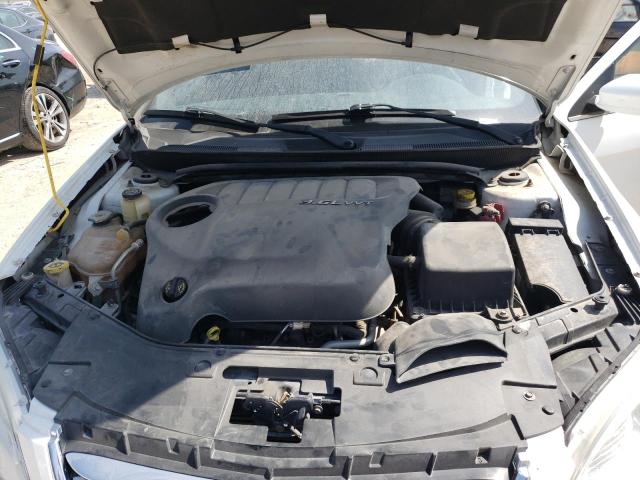 Photo 11 from auction – 2014 CHRYSLER 200 TOURIN with VIN 1C3CCBBGXEN105833