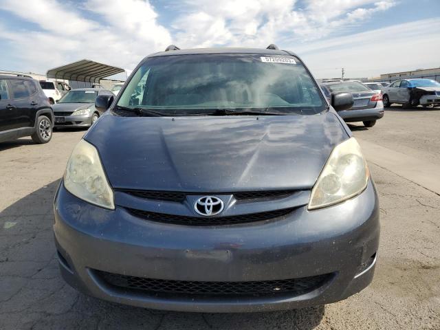 Photo 5 from auction – 2010 TOYOTA SIENNA CE with VIN 5TDKK4CC3AS315065