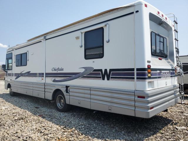 Photo 3 from auction – 1998 WINNEBAGO CHIEFTAN with VIN 3FCNF53S9XJA07018