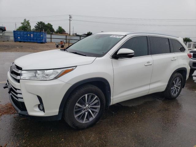 Photo 1 from auction – 2017 TOYOTA HIGHLANDER with VIN 5TDJZRFH0HS460215