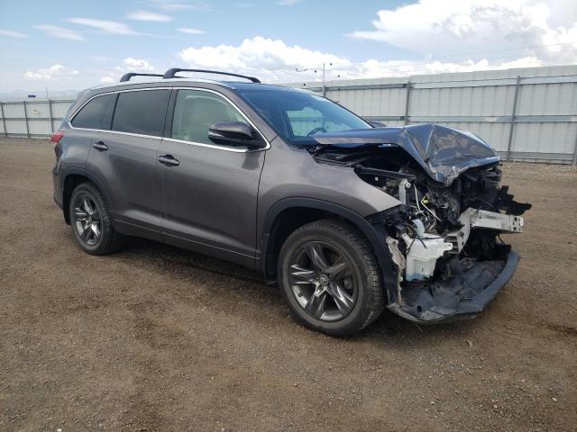 Photo 4 from auction – 2017 TOYOTA HIGHLANDER with VIN 5TDDZRFH7HS399149