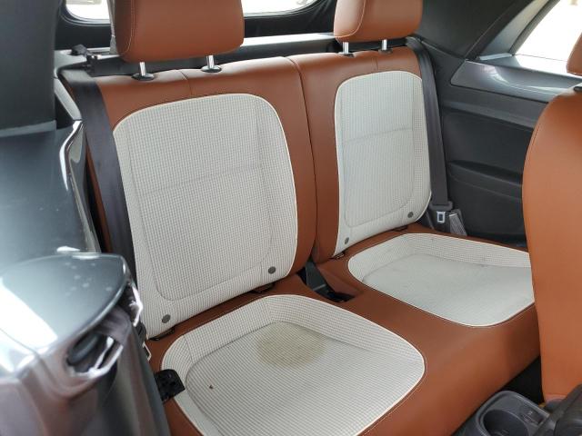 Photo 10 from auction – 2017 VOLKSWAGEN BEETLE S/S with VIN 3VW517AT7HM813779