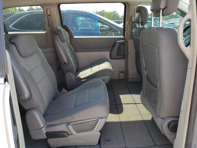 Photo 10 from auction – 2010 CHRYSLER TOWN & COU with VIN 2A4RR5D1XAR414157