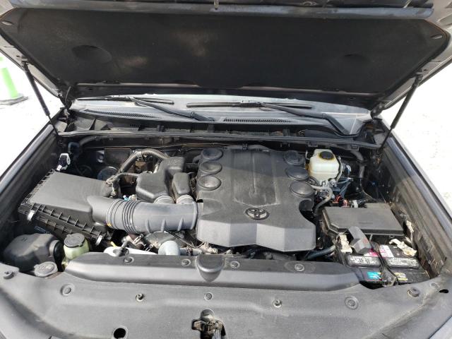 Photo 12 from auction – 2017 TOYOTA 4RUNNER SR with VIN JTEBU5JR4H5424072