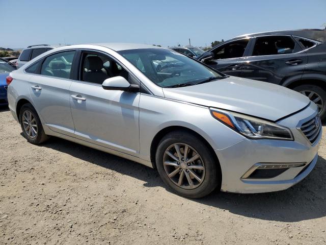 Photo 4 from auction – 2015 HYUNDAI SONATA SE with VIN 5NPE24AF8FH000401