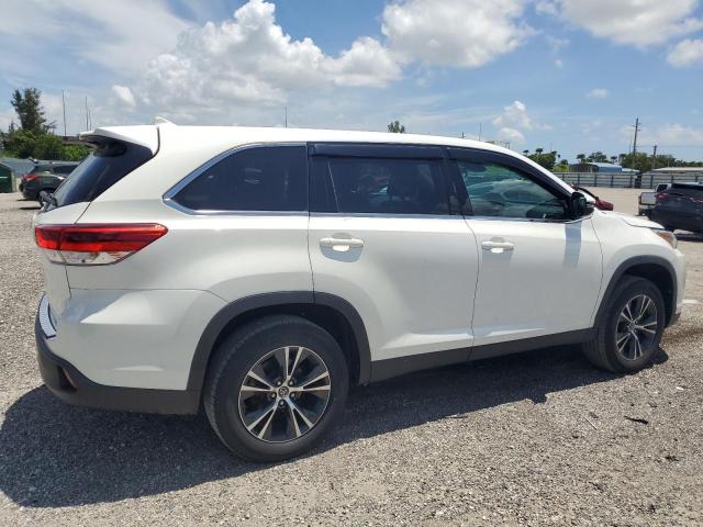 Photo 3 from auction – 2019 TOYOTA HIGHLANDER with VIN 5TDZZRFH5KS365465