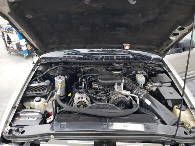Photo 12 from auction – 2000 CHEVROLET BLAZER with VIN 1GNCS13W8Y2309848