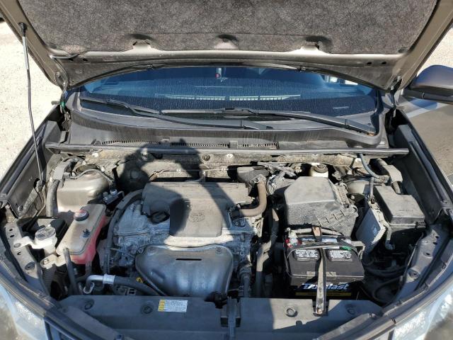 Photo 11 from auction – 2015 TOYOTA RAV4 XLE with VIN JTMRFREV6FD143955