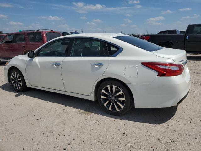 Photo 2 from auction – 2017 NISSAN ALTIMA 2.5 with VIN 1N4AL3AP4HC294317