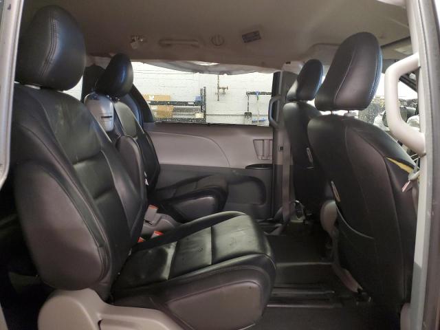 Photo 11 from auction – 2017 TOYOTA SIENNA LE with VIN 5TDKZ3DC5HS819664