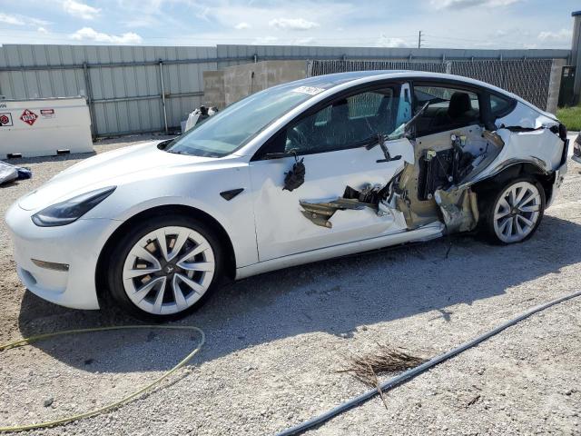TESLA MODEL 3 AW 2022 with VIN 5YJ3E1EB6NF186554 - Photo from auction