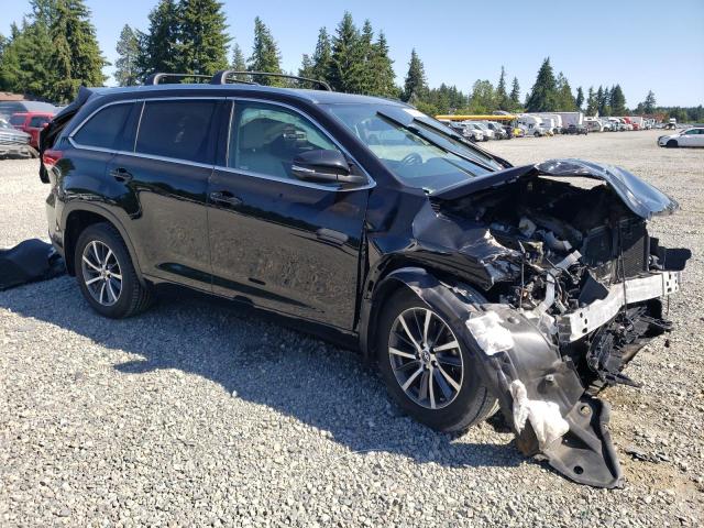 Photo 4 from auction – 2017 TOYOTA HIGHLANDER with VIN 5TDJZRFH7HS403610