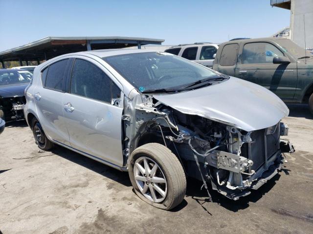 Photo 4 from auction – 2015 TOYOTA PRIUS C with VIN JTDKDTB36F1088772