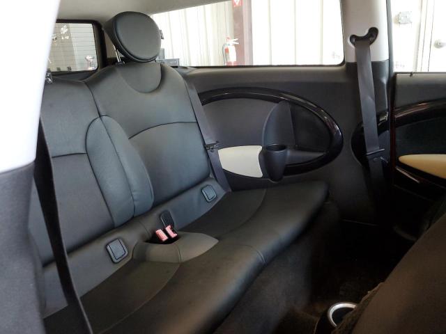 Photo 10 from auction – 2009 MINI COOPER CLU with VIN WMWML33549TN68987