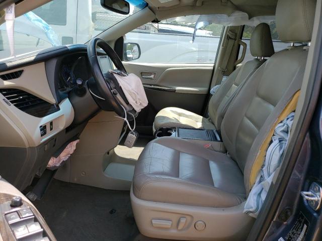Photo 7 from auction – 2017 TOYOTA SIENNA XLE with VIN 5TDYZ3DC2HS772989